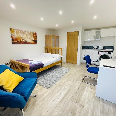 New Modern Studio Apartment, Parking, Netflix 凯尼尔沃思 外观 照片